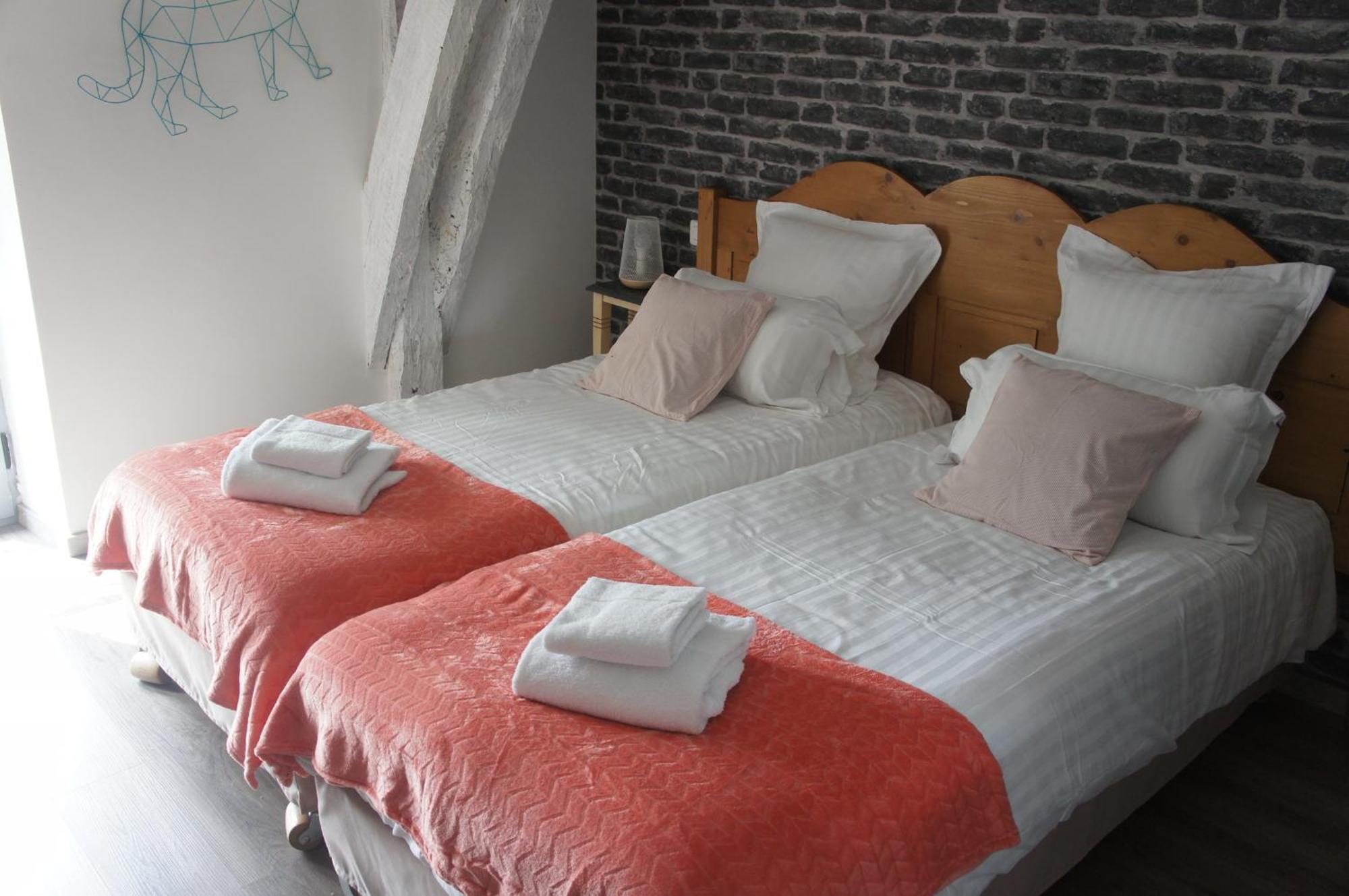Logis Hotel Auberge De Cartassac Cressensac-Sarrazac Zewnętrze zdjęcie