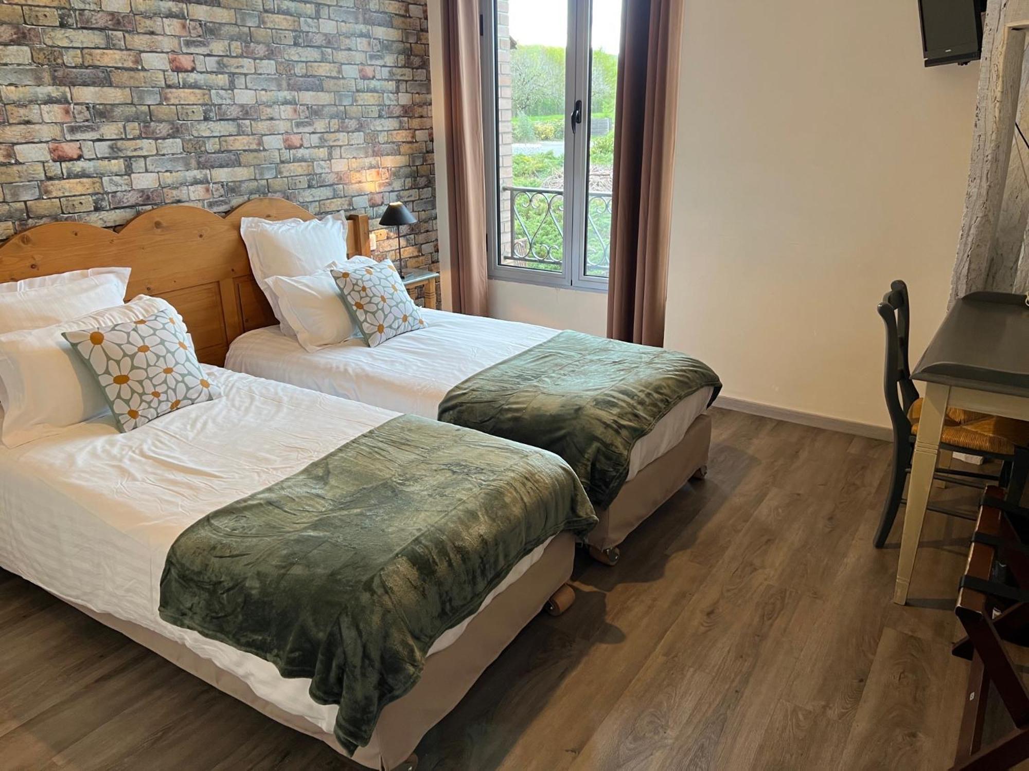 Logis Hotel Auberge De Cartassac Cressensac-Sarrazac Zewnętrze zdjęcie