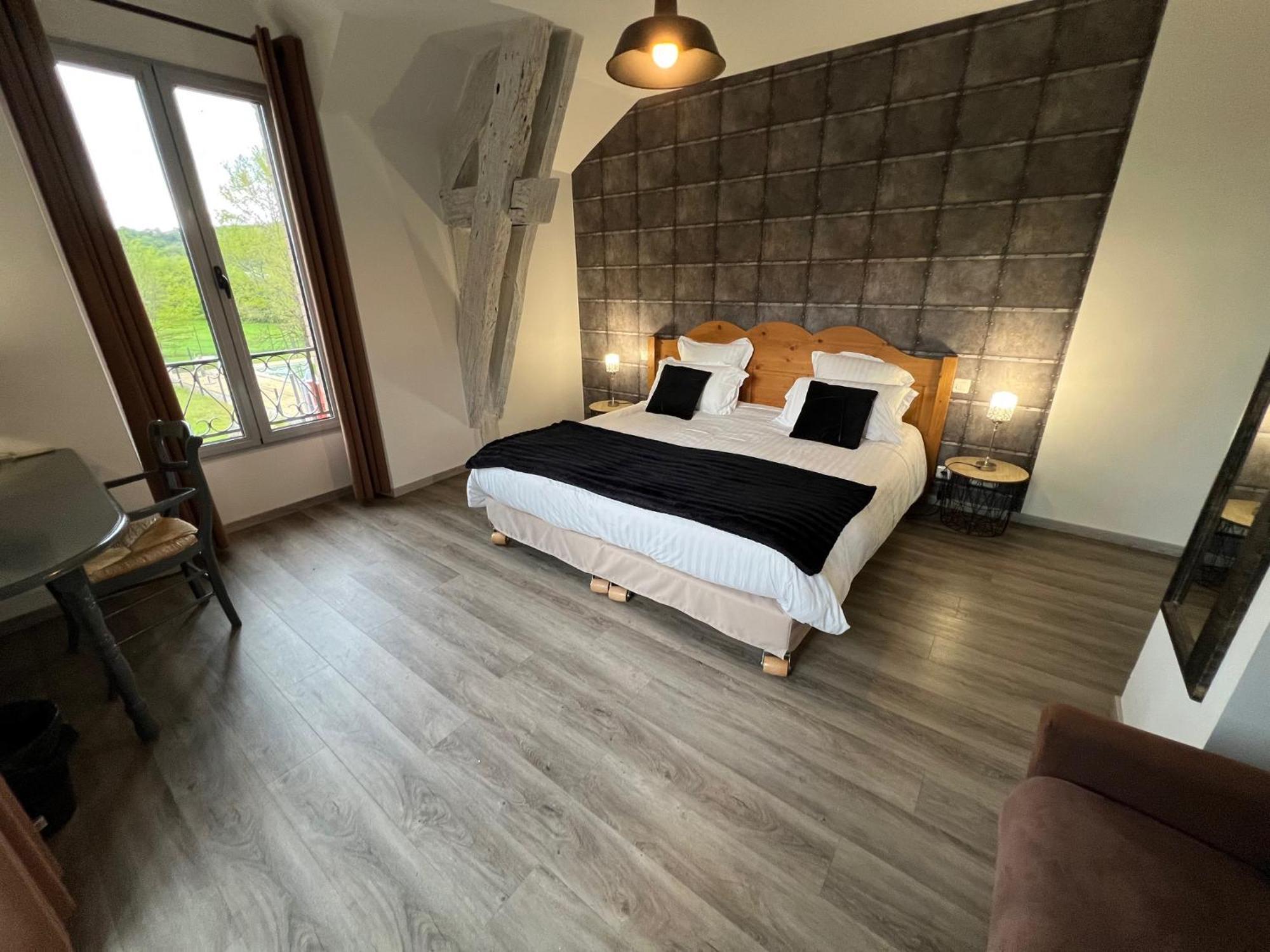 Logis Hotel Auberge De Cartassac Cressensac-Sarrazac Zewnętrze zdjęcie